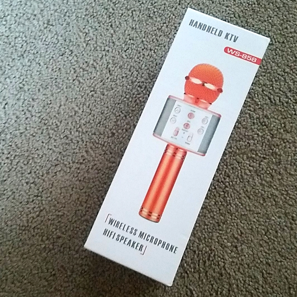 Wireless bluetooth microphone 🎤